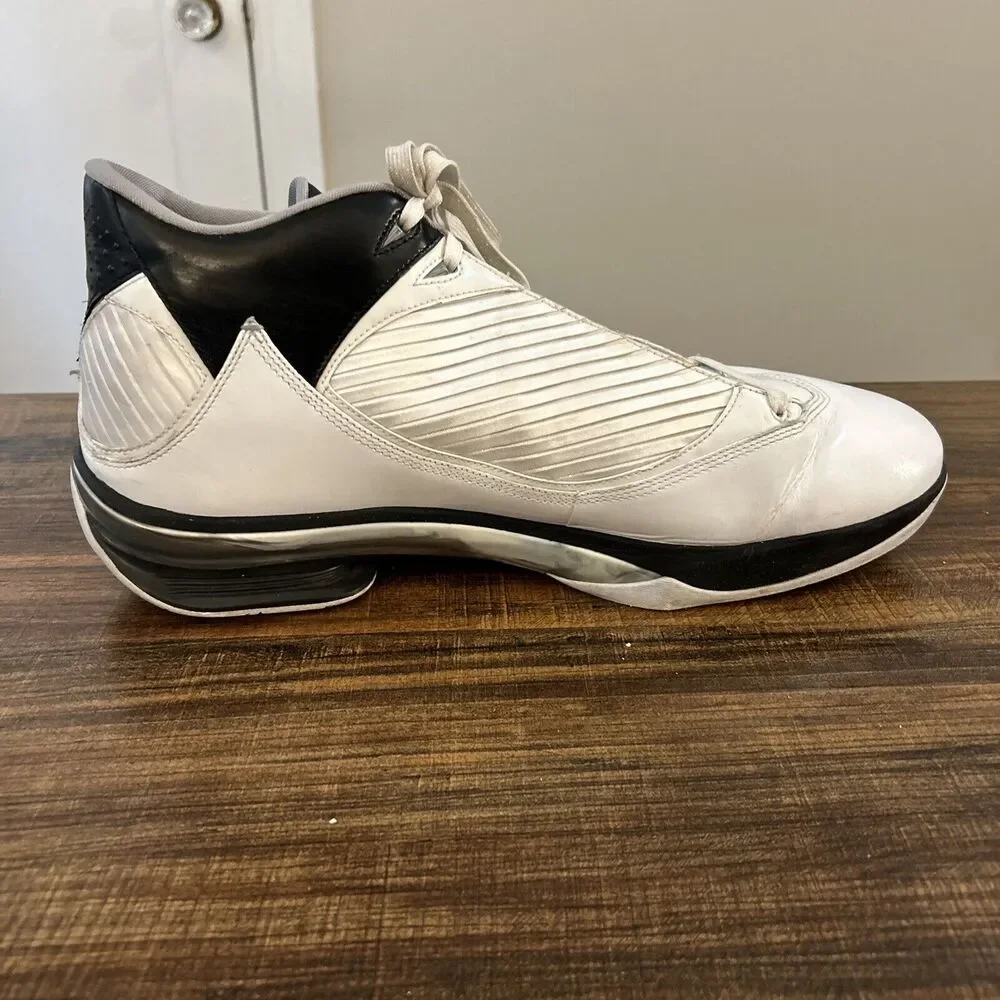 Jordan 2009 White Metallic Silver Men’s‎ Sneakers Shoes Size 17